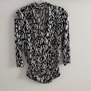 Vince Camuto Black and White Patterned Blouse